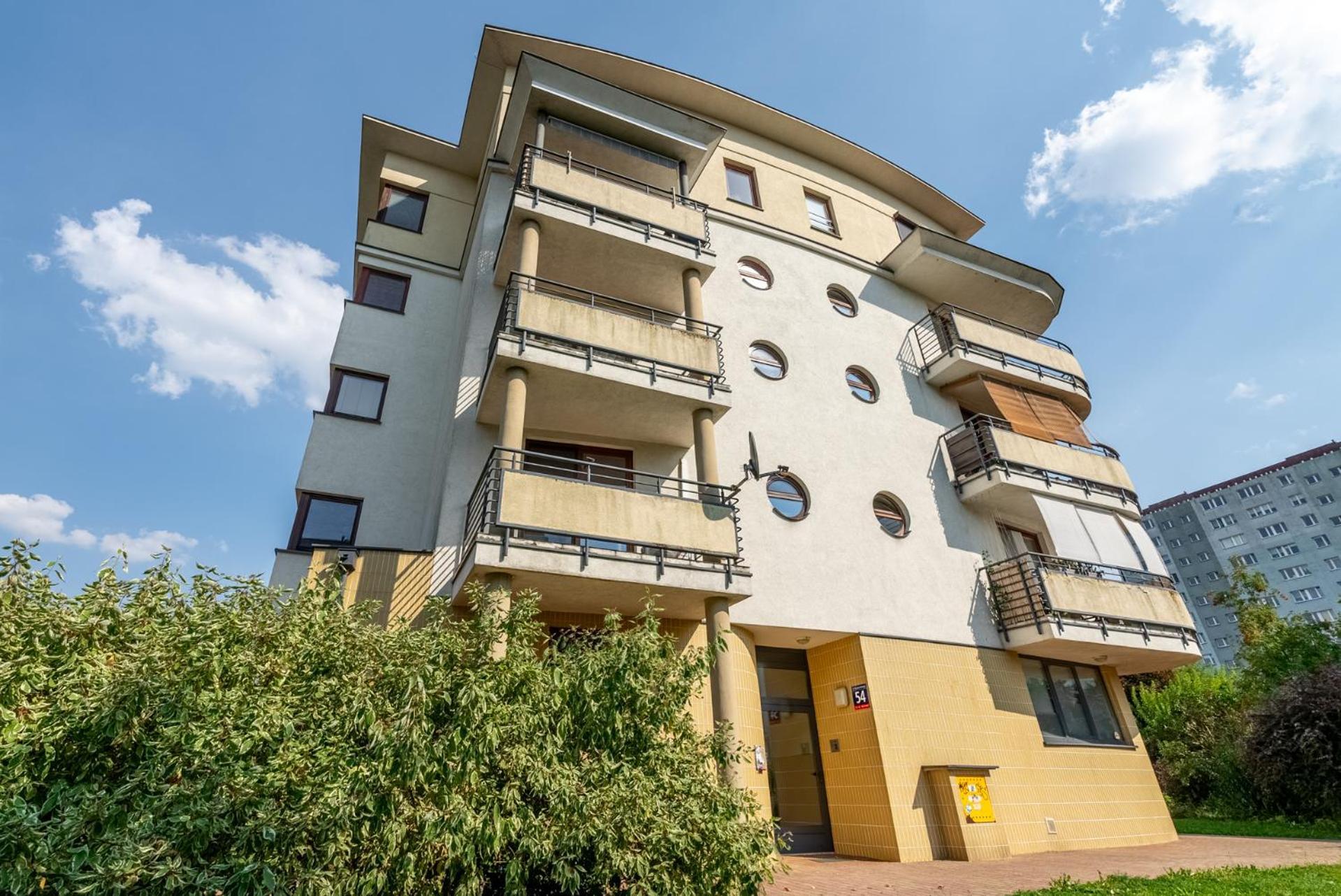Regnum Noctis, Atlas Arena & Zoo Orientarium Apartament